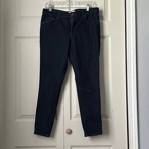 LOFT Dark Blue Modern Skinny Ankle Jeans Sleek and Versatile Size 12